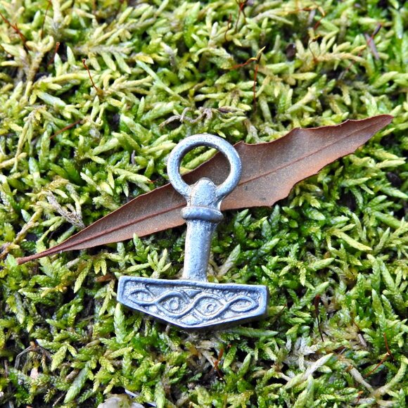 Silver Small Pewter Mjölnir Pendant - Picture 4 of 4